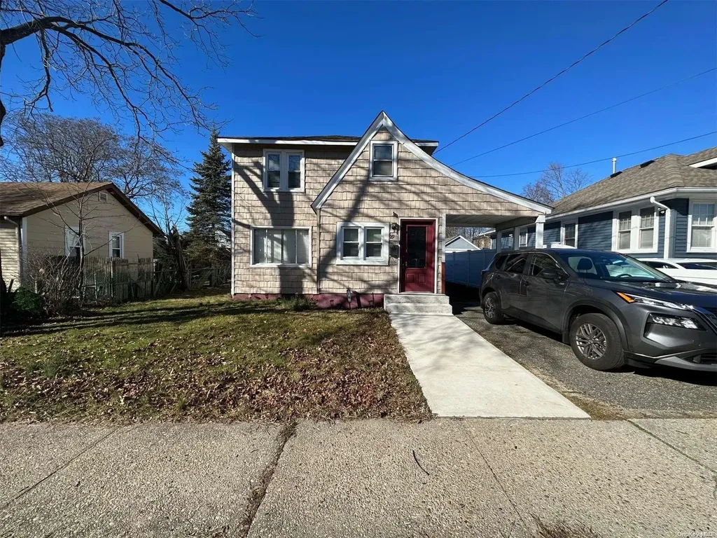 29 Benjamin Street Bay Shore NY 11706