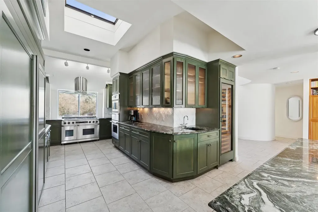 11 Watersedge Court Westhampton Beach NY 11978
