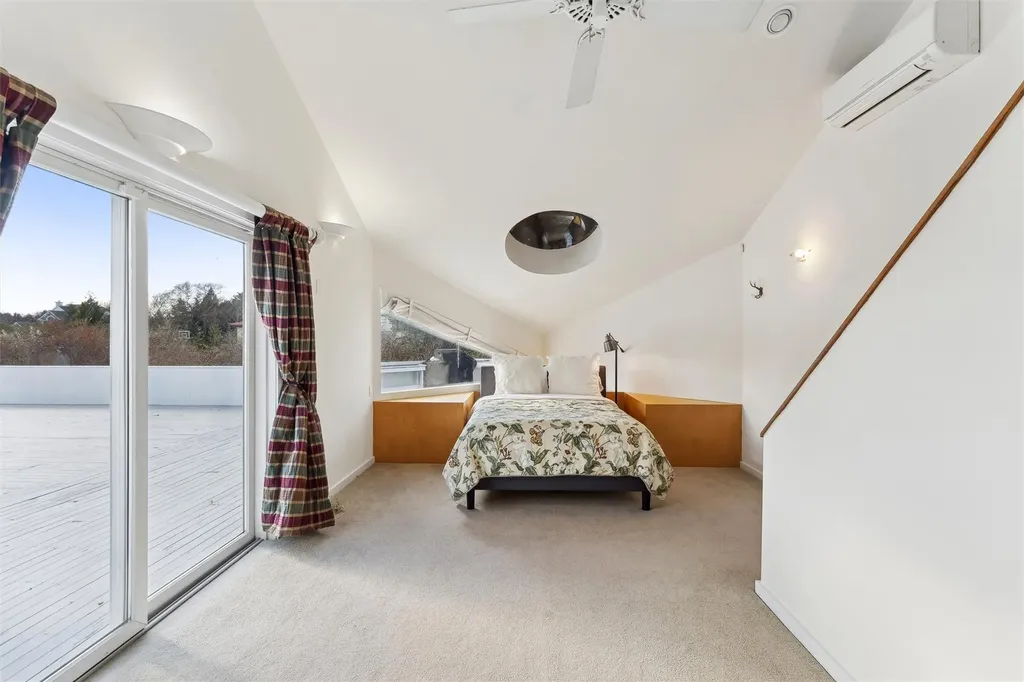 11 Watersedge Court Westhampton Beach NY 11978