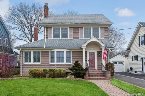 79 Linden Street Rockville Centre NY 11570