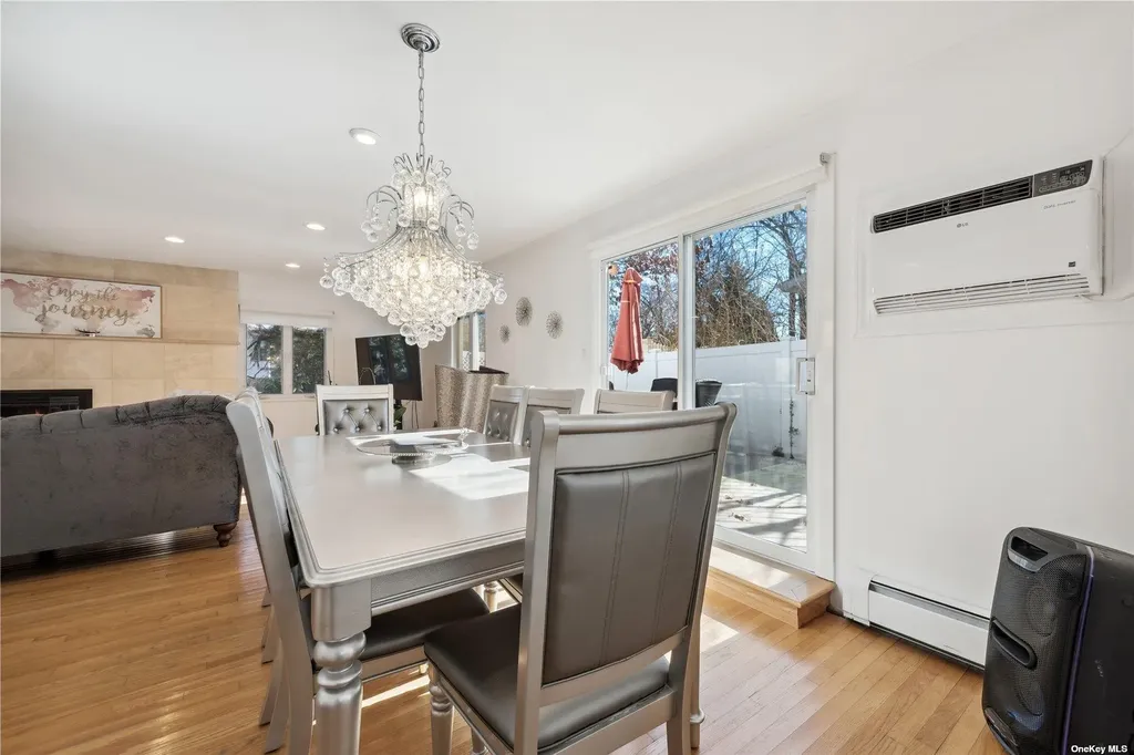 72 Shinbone Lane Commack NY 11725