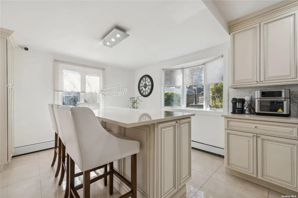 72 Shinbone Lane Commack NY 11725