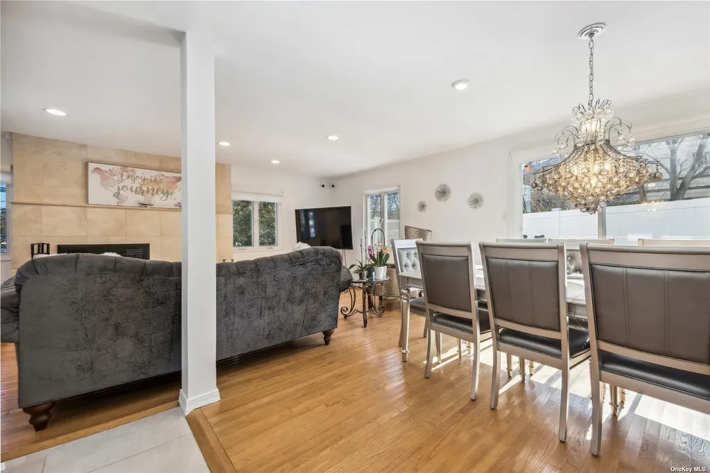 72 Shinbone Lane Commack NY 11725