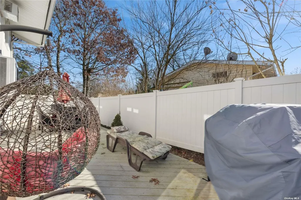 72 Shinbone Lane Commack NY 11725