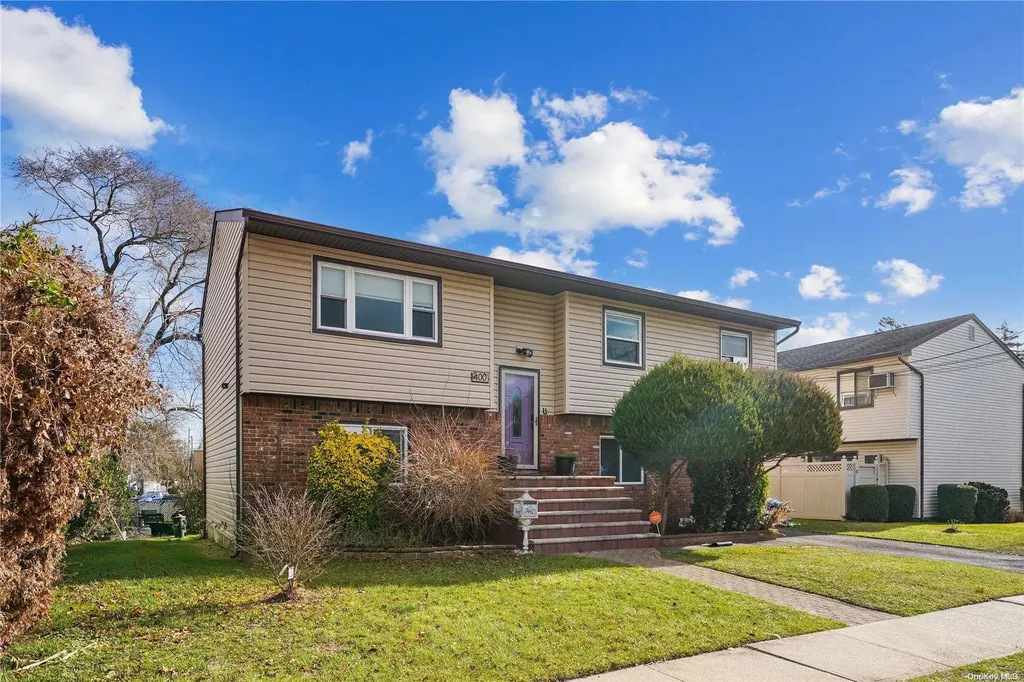 400 North Columbus A Freeport NY 11520