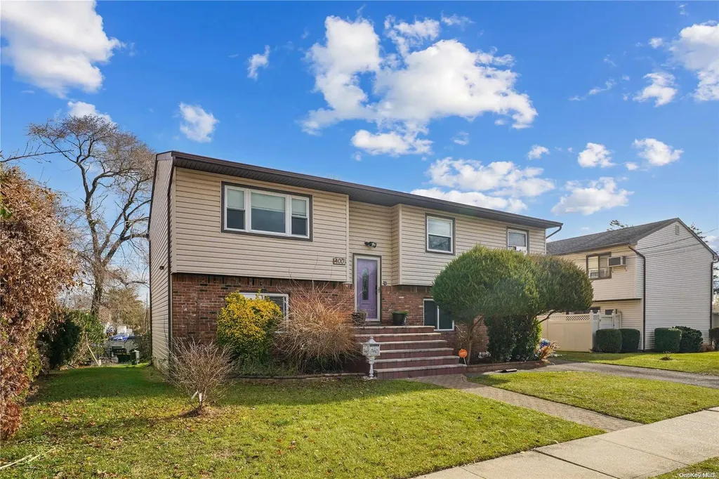 400 North Columbus A Freeport NY 11520
