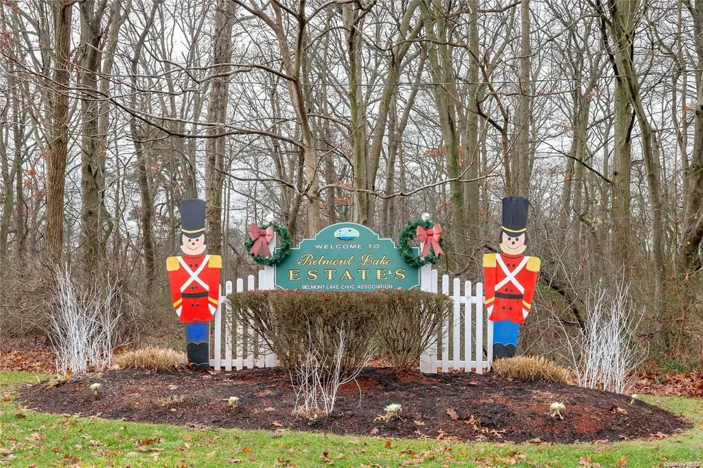 46 Putnam Avenue West Babylon NY 11704