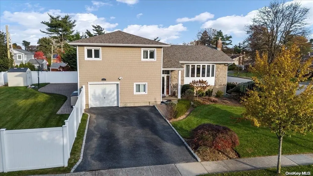 2 Putnam Avenue Jericho NY 11753