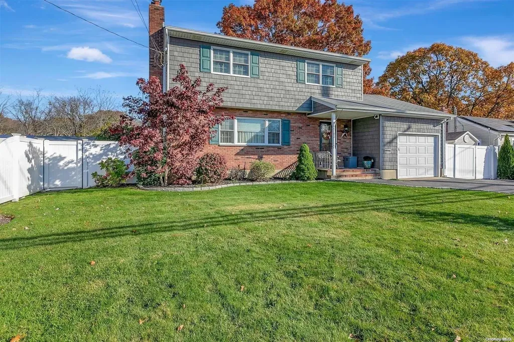 82 Saxon Avenue Bay Shore NY 11706