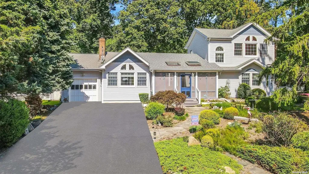 98 Sunset Boulevard Wading River NY 11792
