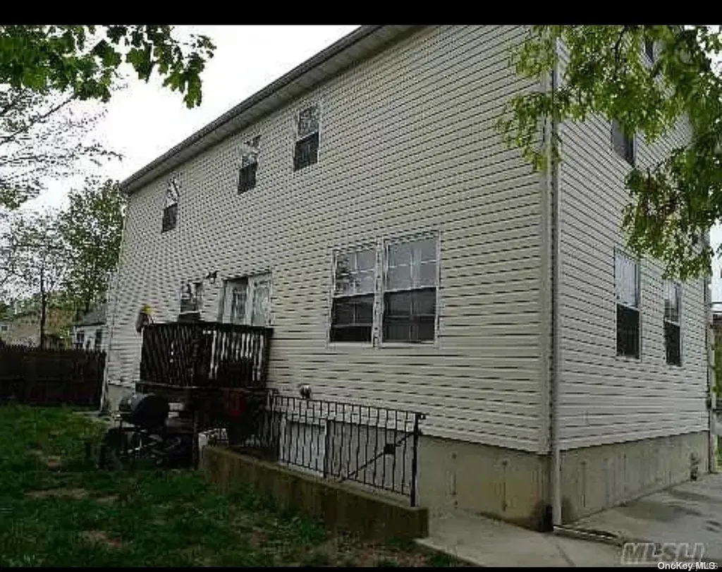 91 Rose Avenue Hempstead NY 11550