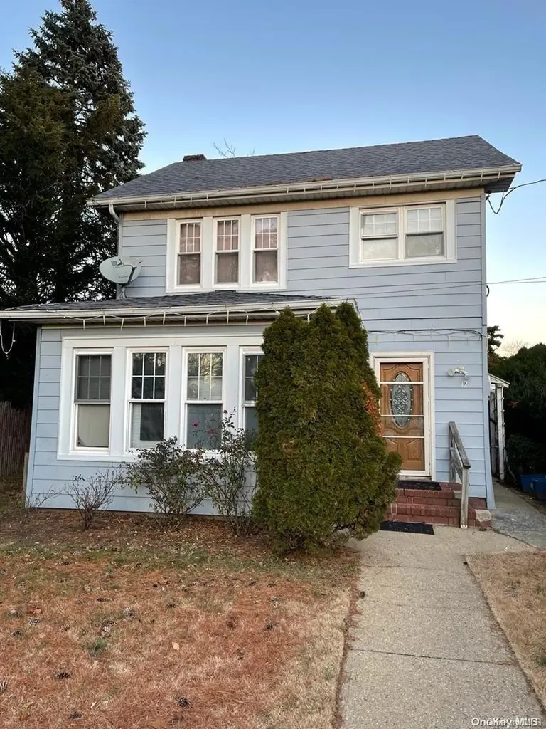 12 Washington Hempstead NY 11550