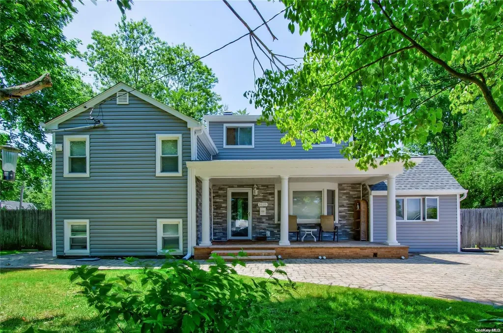 1428 Pine Drive Bay Shore NY 11706