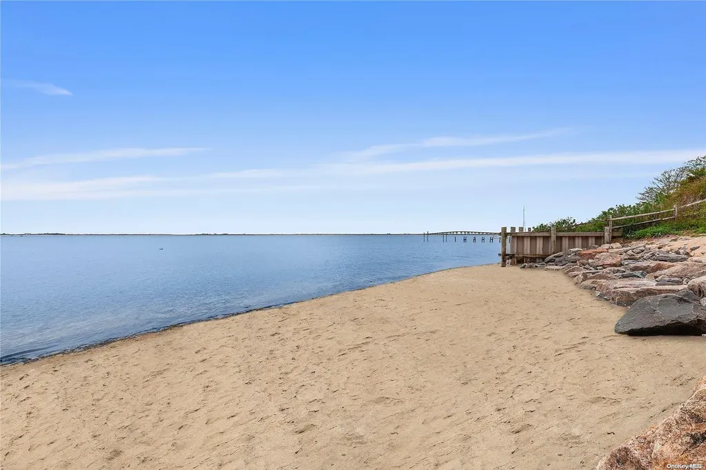 165 E Bay Avenue Hampton Bays NY 11946