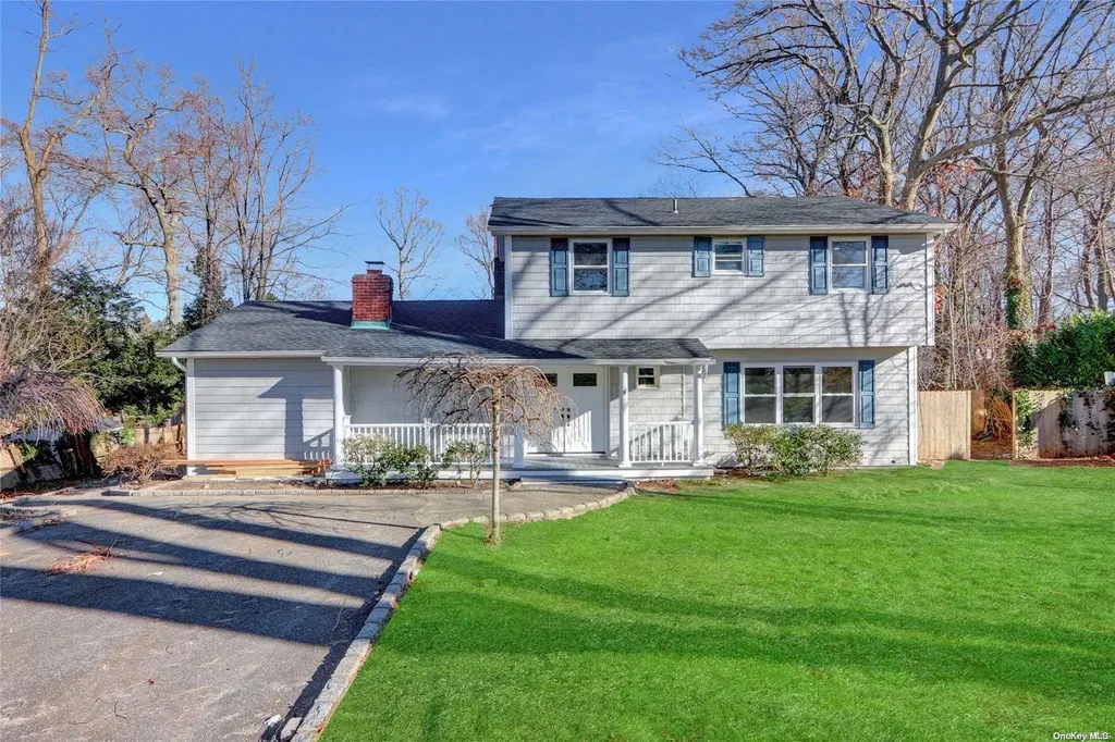 90 Mahogany Road Rocky Point NY 11778