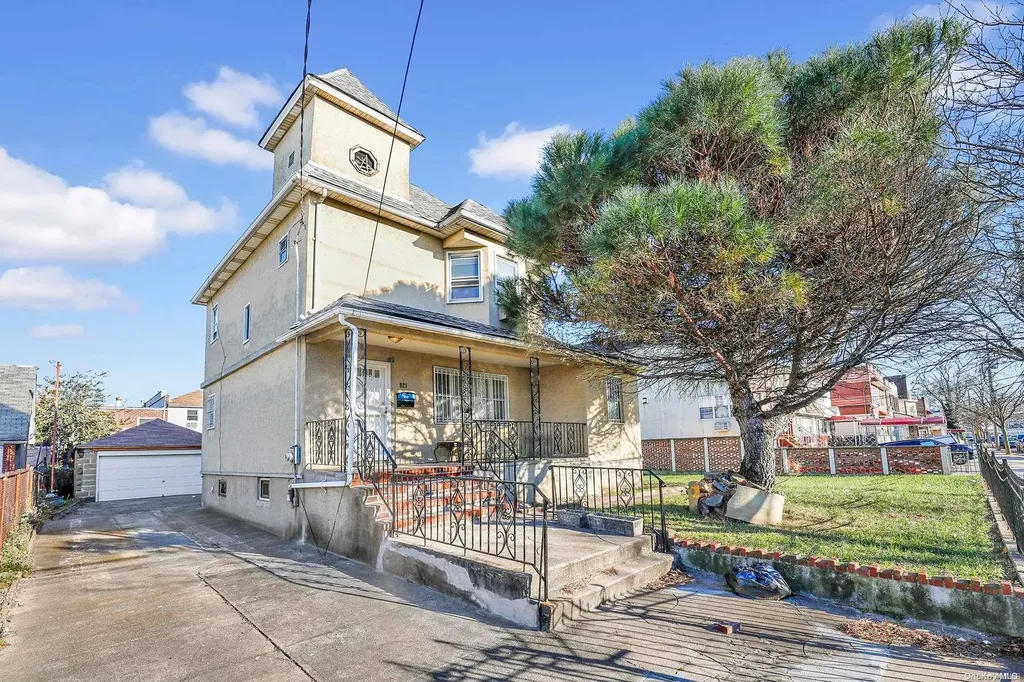 921 E 98th Street Brooklyn NY 11236