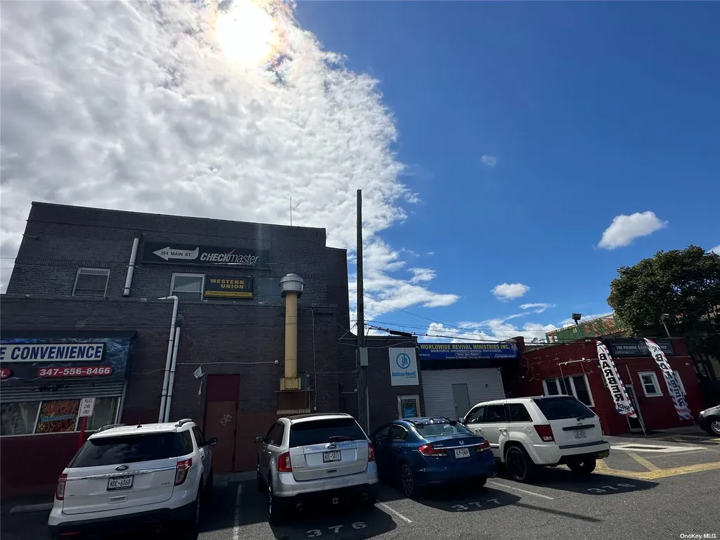 158 Main Street Hempstead NY 11550