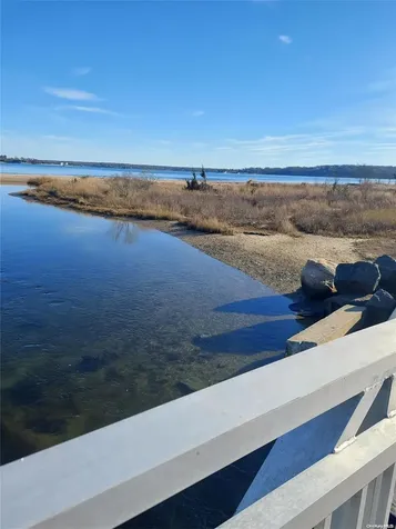 150 Re Pipes Neck Road Greenport NY 11944