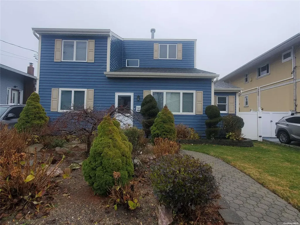 763 S Long Beach Avenue Freeport NY 11520