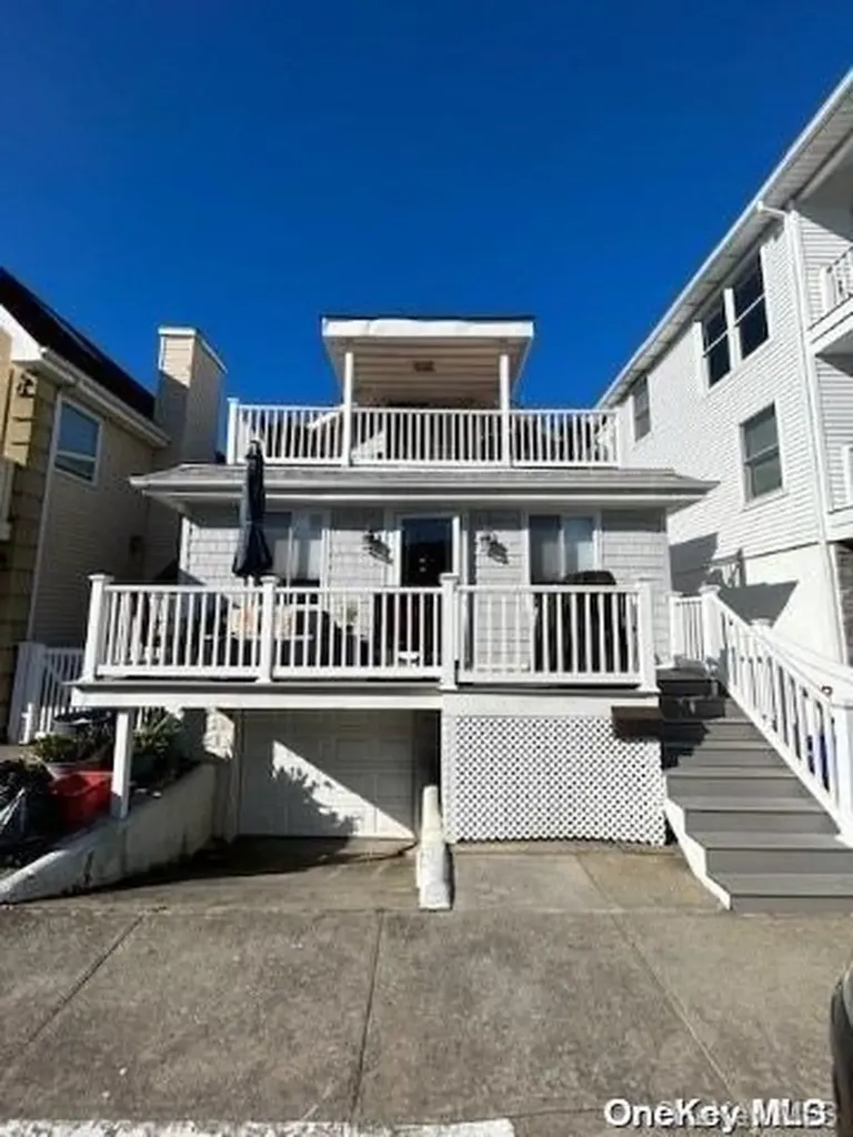 23 Illinois Avenue Long Beach NY 11561