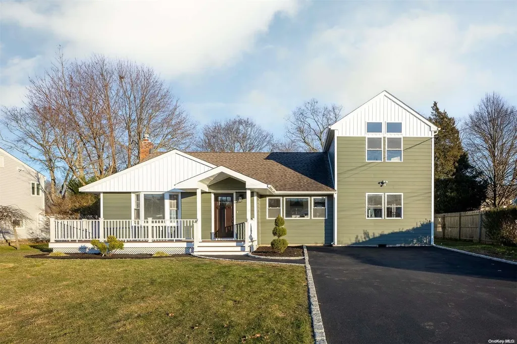 675 Peter Paul Drive West Islip NY 11795
