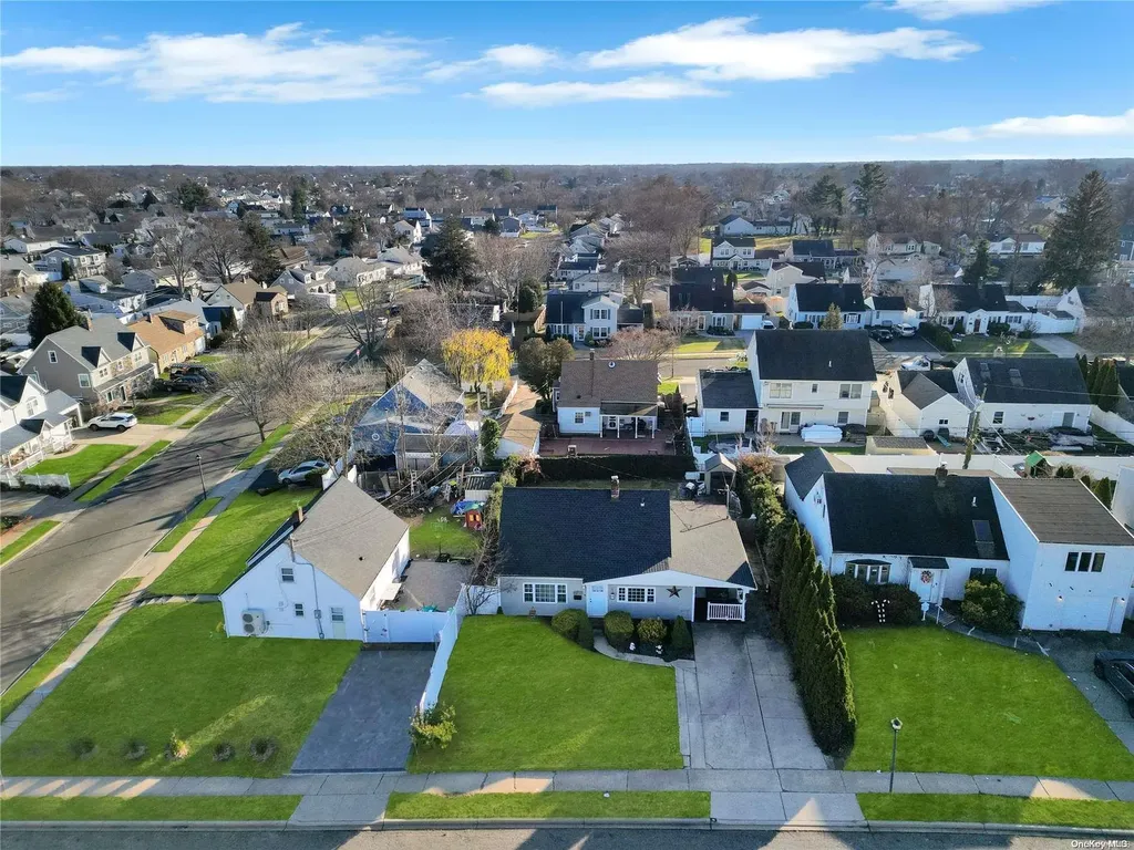 50 Tower Lane Levittown NY 11756