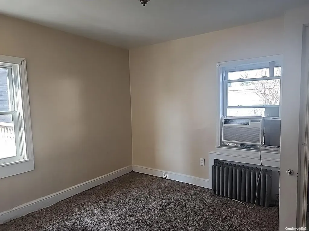 29 Foster Place Hempstead NY 11550