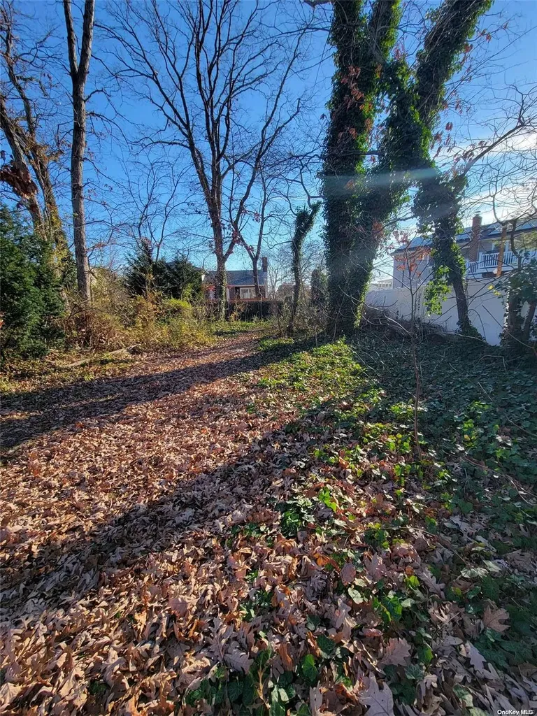 2390 Jerusalem Avenue North Bellmore NY 11710