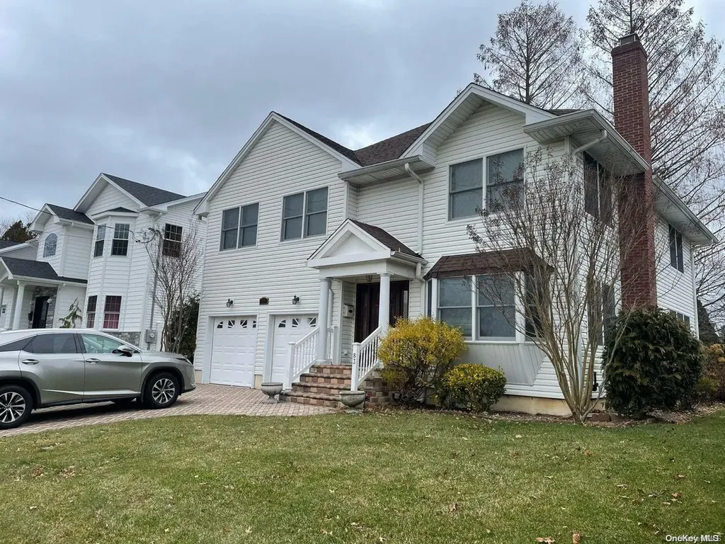 83 Convent Road Syosset NY 11791