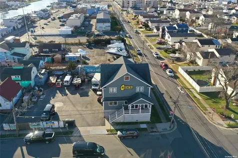 19 Suffolk Street Freeport NY 11520