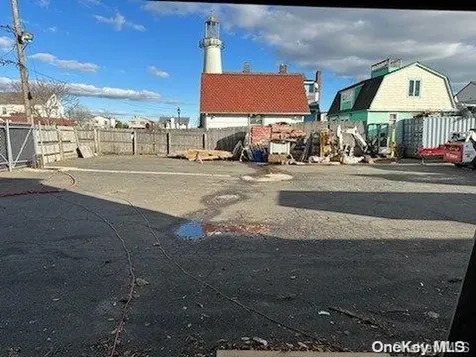 19 Suffolk Street Freeport NY 11520
