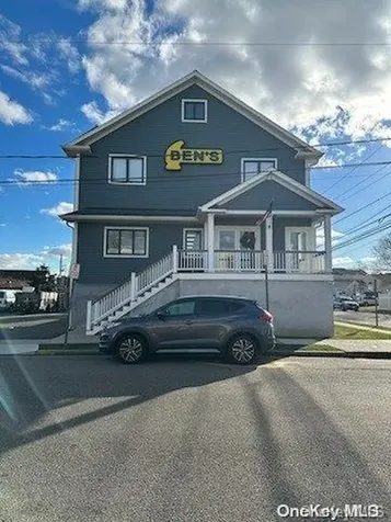 19 Suffolk Street Freeport NY 11520