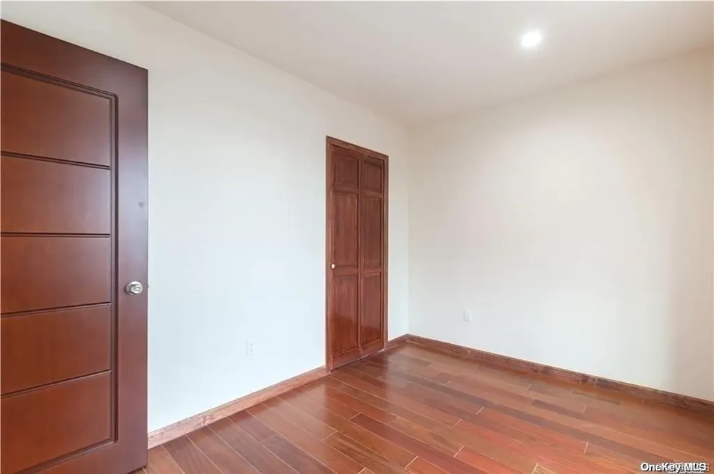 74-25 43 Avenue Elmhurst NY 11373