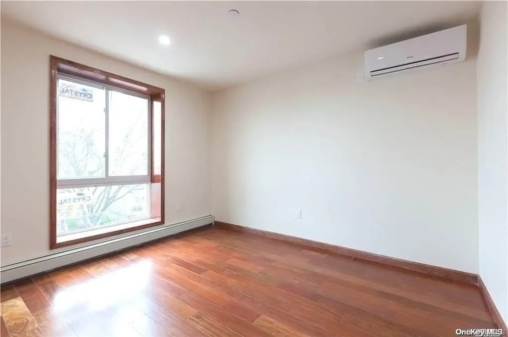 74-25 43 Avenue Elmhurst NY 11373