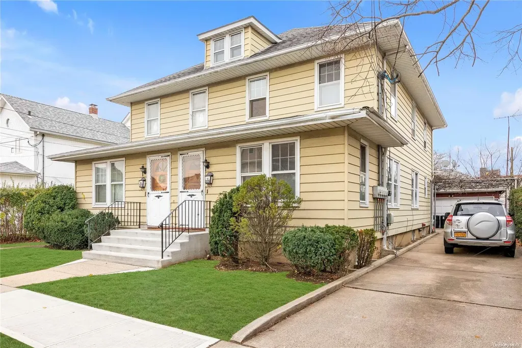 109 Jefferson Avenue Mineola NY 11501