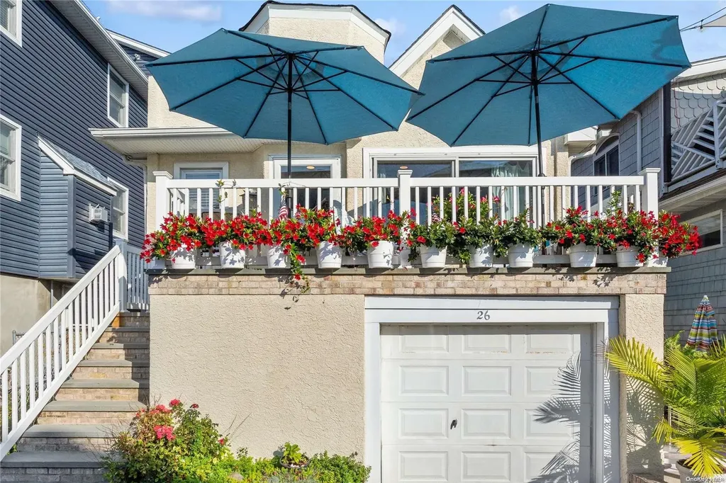 26 Illinois Avenue Long Beach NY 11561