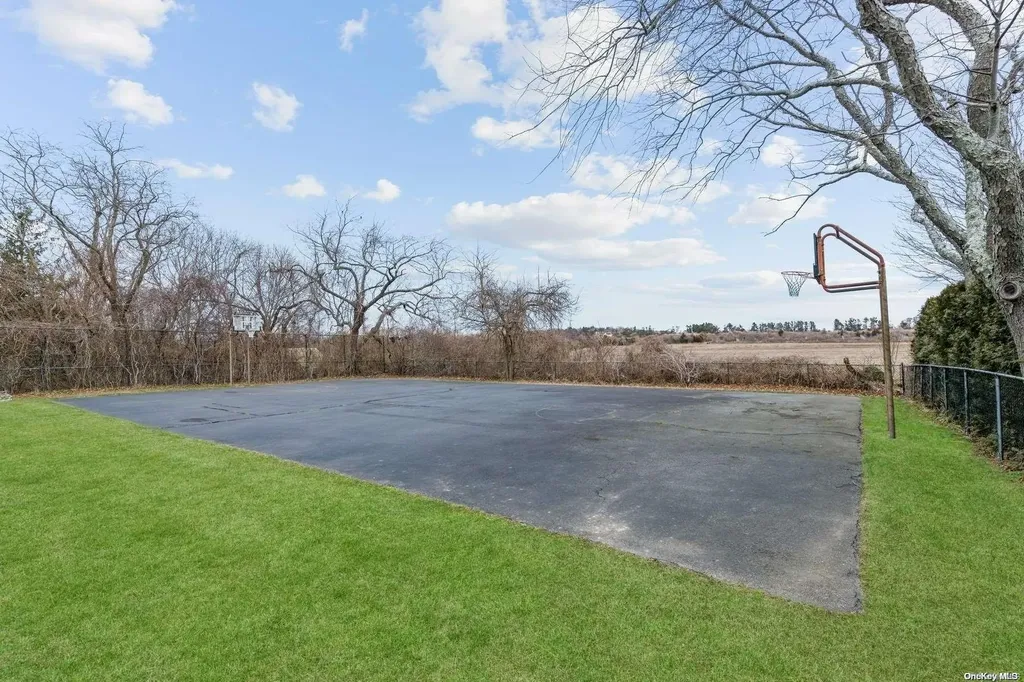 505 Saltaire Way Mattituck NY 11952