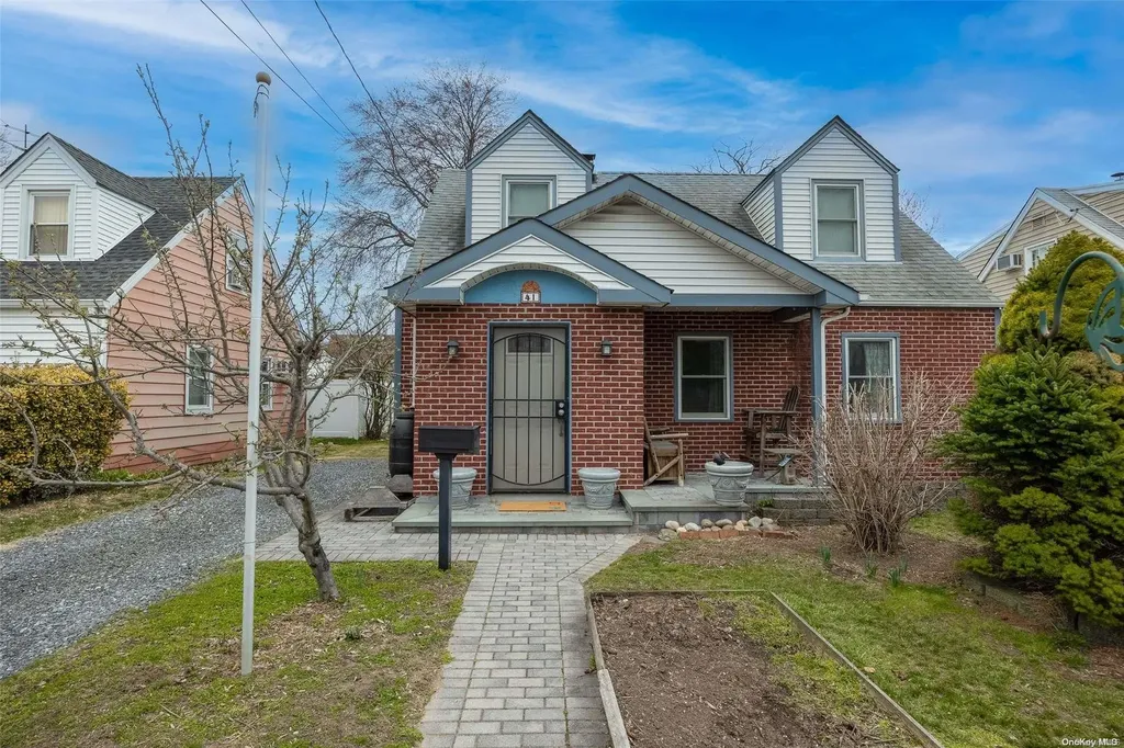 41 Haig Road Valley Stream NY 11581