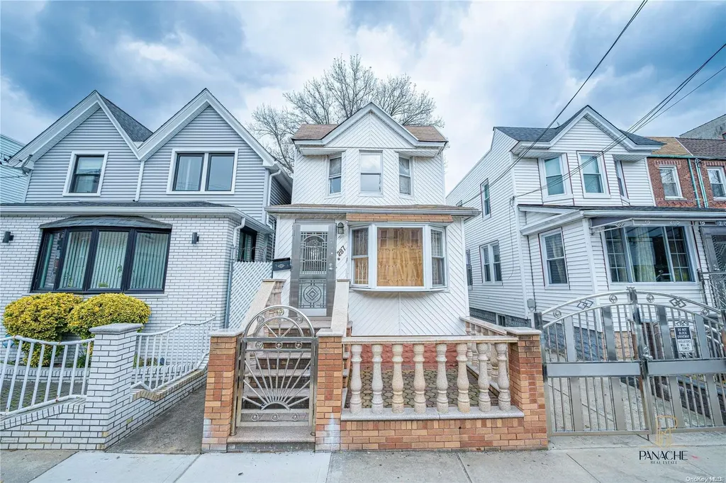 287 E 34th Street Brooklyn NY 11203