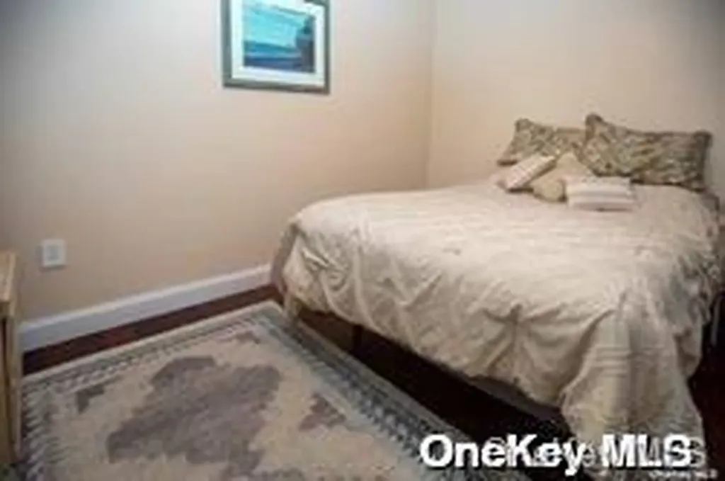 720 Clarence Avenue Bronx NY 10465