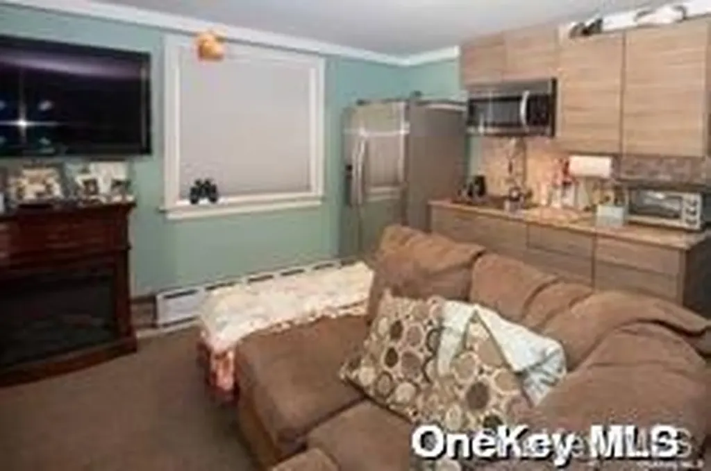 720 Clarence Avenue Bronx NY 10465