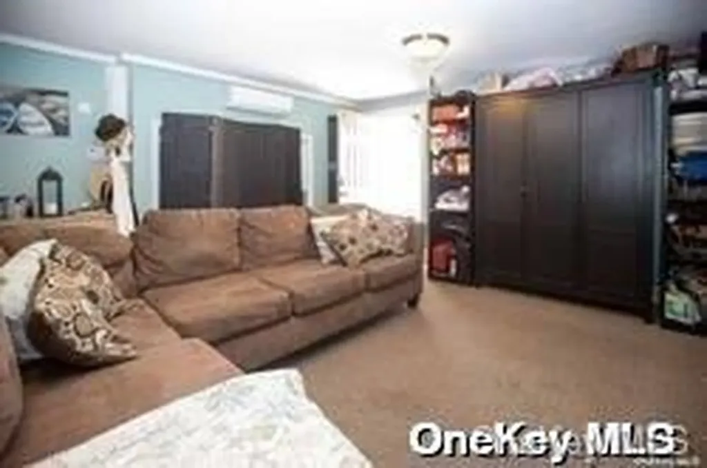 720 Clarence Avenue Bronx NY 10465