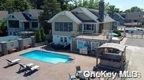 720 Clarence Avenue Bronx NY 10465