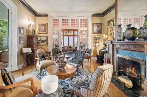 1026 W Shore Road Oyster Bay NY 11771