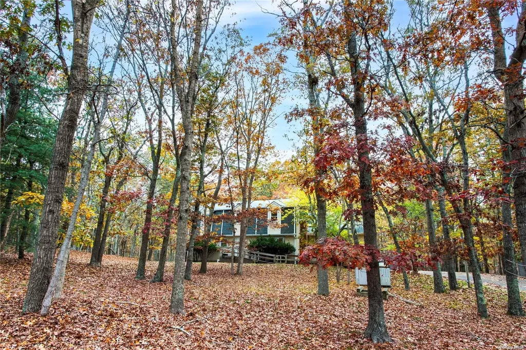 23 Marion Lane East Hampton NY 11937