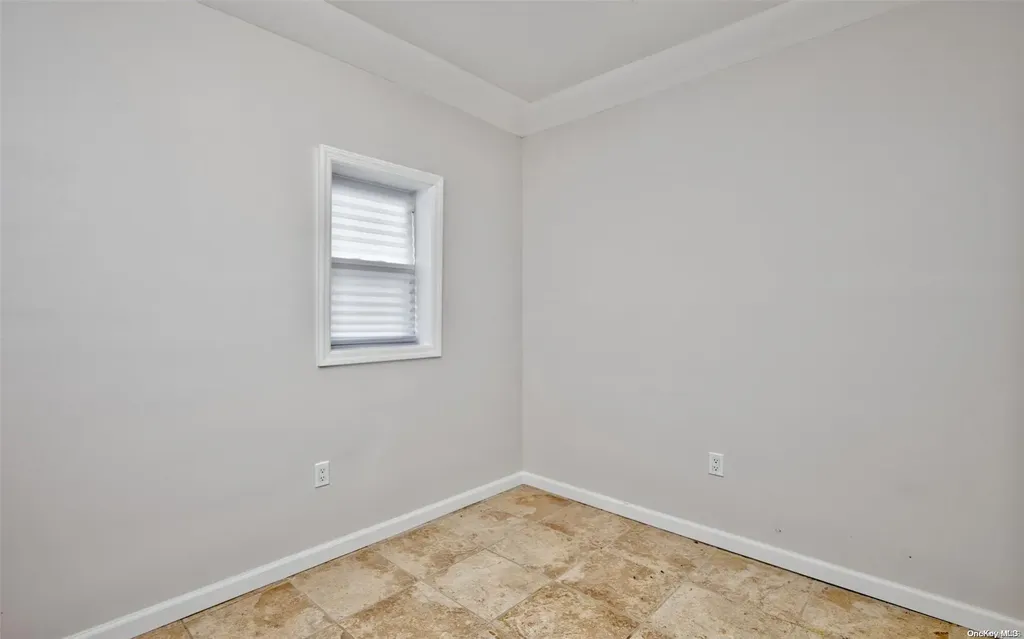 206 Davis Avenue Inwood NY 11096
