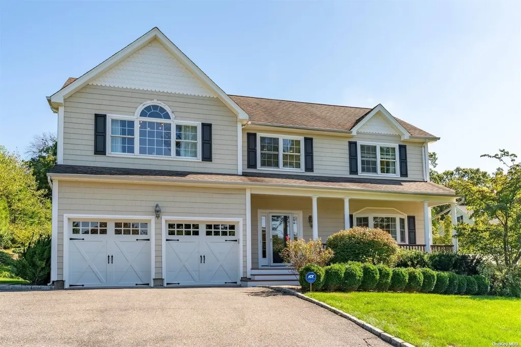 12 Kennedy Lane Cold Spring Harbor NY 11724
