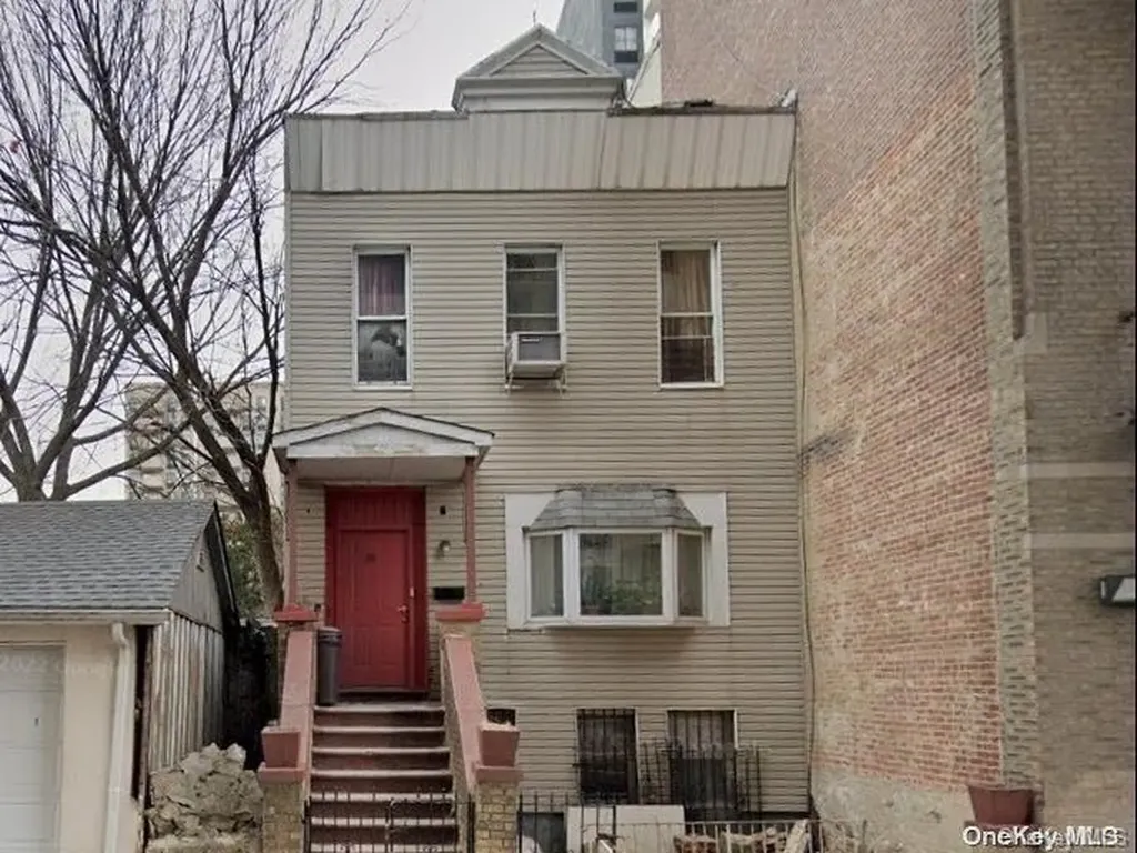 741 E 178th Street Bronx NY 10457