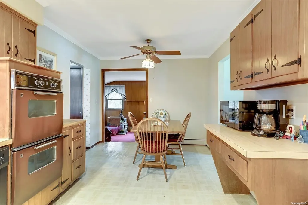 3 Maylin Court Smithtown NY 11787