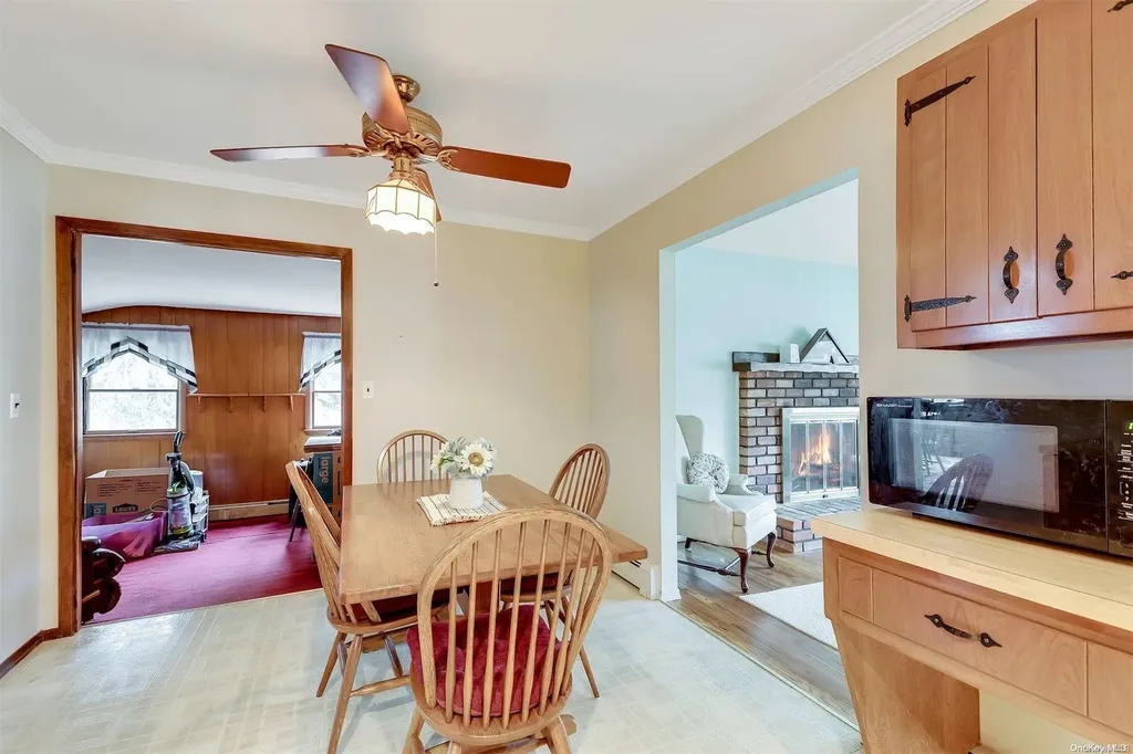 3 Maylin Court Smithtown NY 11787